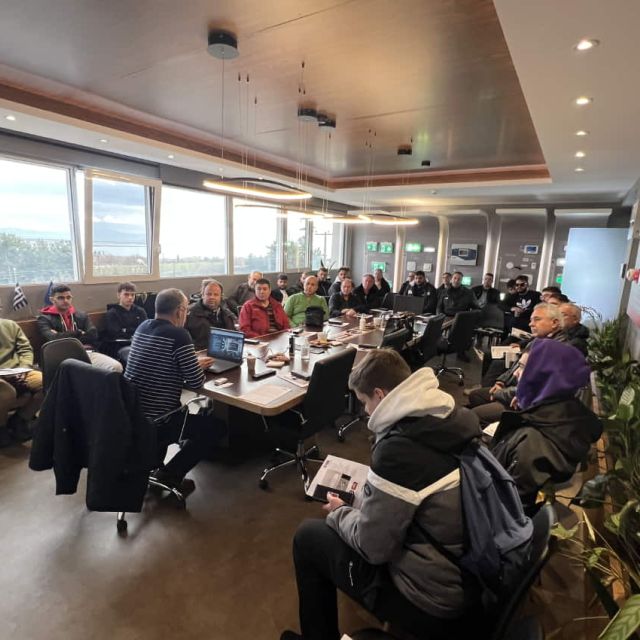 Την Olympia Electronics επισκέφθηκε ο ΣΕΗΜ