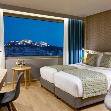 Σχεδόν 70% η πληρότητα στα ξενοδοχεία της Αθήνας 