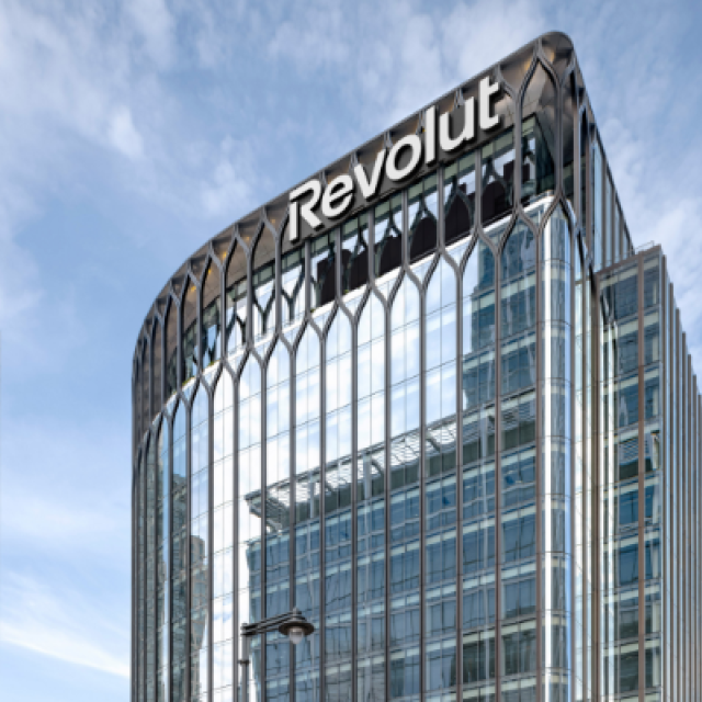 Η Revolut ξεπερνά τους 2 εκατ. χρήστες στην Ελλάδα