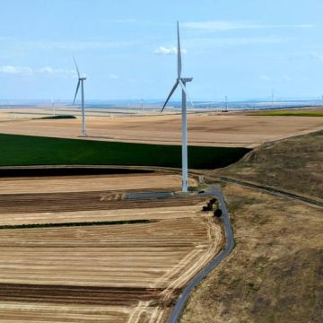 Η ΔΕΗ εξαγόρασε ΑΠΕ 629MW της Evryo Group