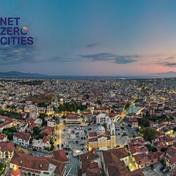 Το iQnovus υποστηρίζει την Καλαμάτα για επίτευξη κλιματικής ουδετερότητας