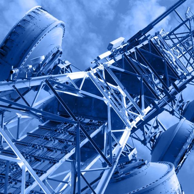 Το Κράτος «επενδύει» στις τηλεπικοινωνίες