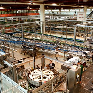 Η Siemens προστατεύει την Αθηναϊκή Ζυθοποιία στη Θεσσαλονίκη