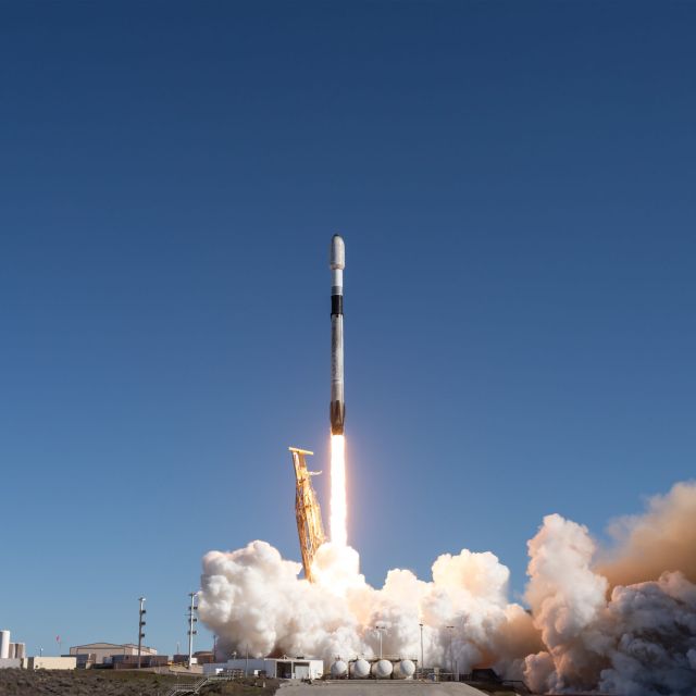 Η ICEYE εκτοξεύει τέσσερις νέους δορυφόρους SAR