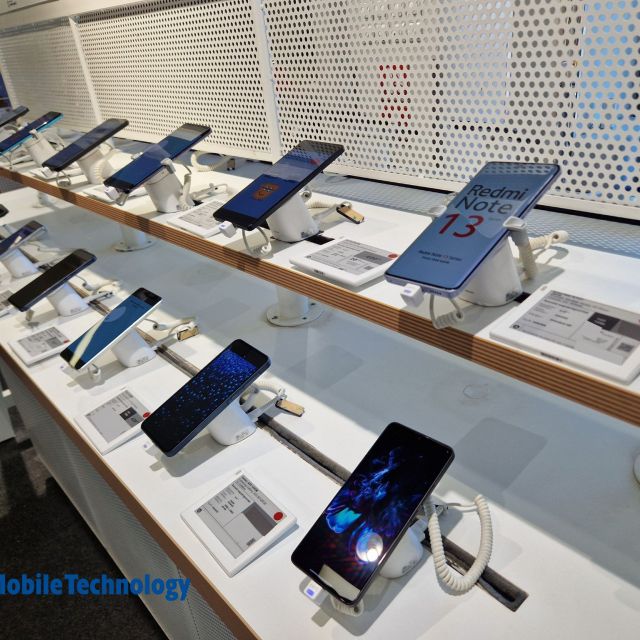 Η Mobile Technology εγκαθιστά ηλεκτρονικές ετικέτες ραφιού της Πλαίσιο