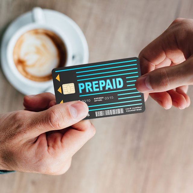 Πληρωμή κοινωνικών παροχών με prepaid κάρτες