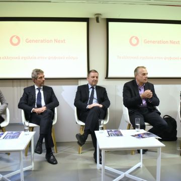 Vodafone: Επαρκείς στις ψηφιακές δεξιότητές τους νοιώθουν οι Έλληνες εκπαιδευτικοί