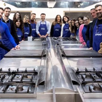Η KPMG δωρίζει θερμοκοιτίδα στο νοσοκομείο Π. & Α. Κυριακού