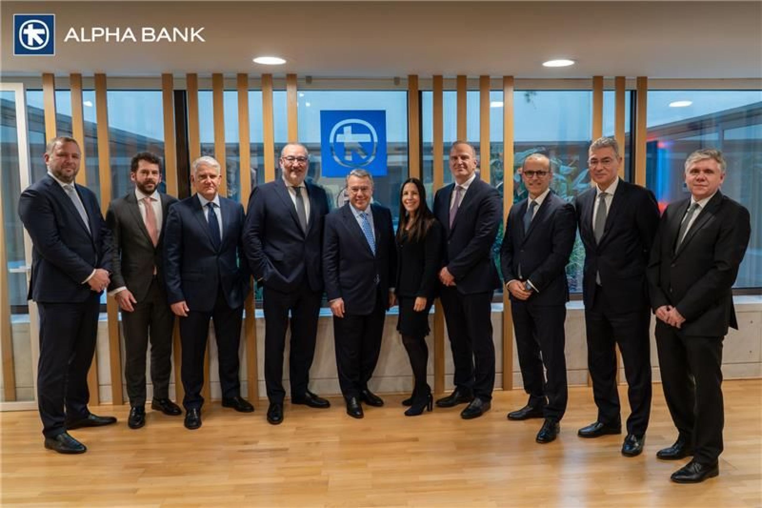 Η Alpha Bank ολοκληρώνει την εξαγορά της AXIA 