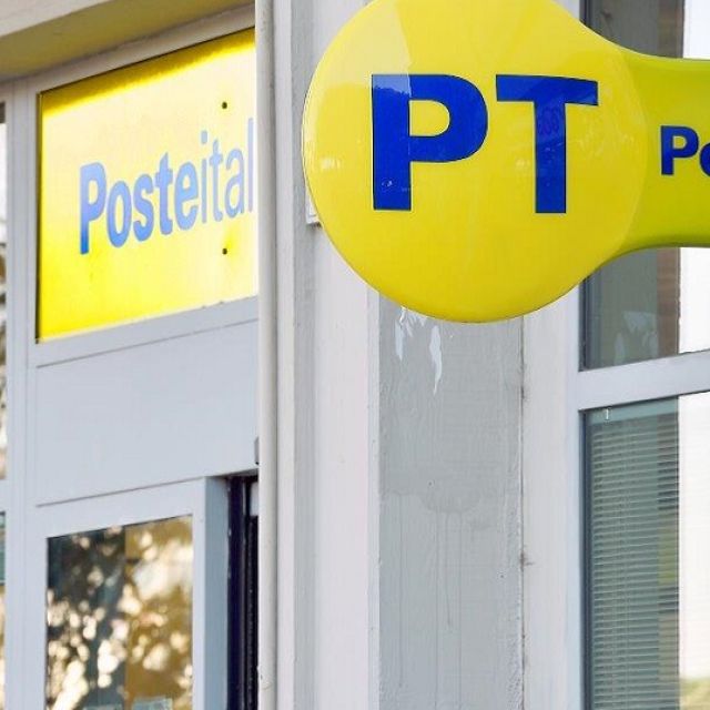 Η Poste Italiane αγόρασε μερίδιο της Telecom Italia