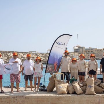 ΔΕΗ και iSea καθάρισαν απομακρυσμένες ακτές σε περιοχές Natura 2000