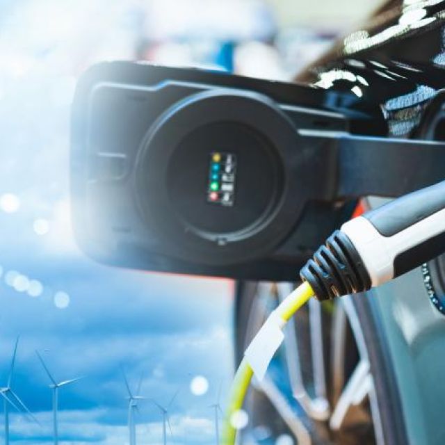 Η ηλεκτροκίνηση στην Ελλάδα έως το 2030