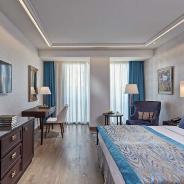 H Samsung επεκτείνει τη συνεργασία της με τα Electra Hotels