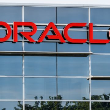 Η Oracle χρηματοδοτεί τα Data Center της Vantage με ομόλογο 38 δισ.