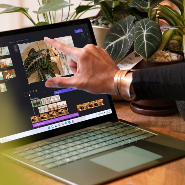 Ανανεωμένο Microsoft Surface Laptop 5