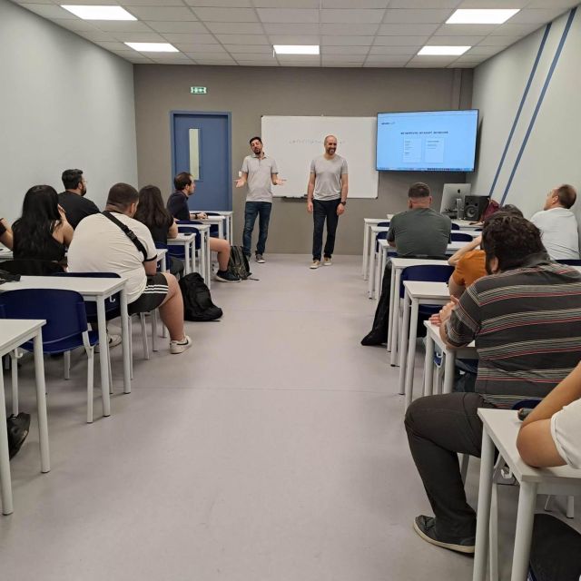 Επίσκεψη της Neurosoft στο ΙΕΚ ΑΚΜΗ