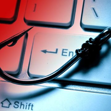 Οι hackers επιστρέφουν στα… θρανία