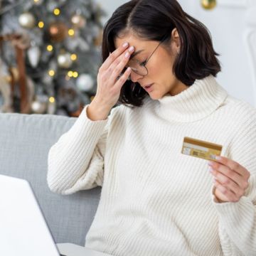 Η Visa ανακοίνωσε τις πιο διαδεδομένες ταξιδιωτικές απάτες για το 2024