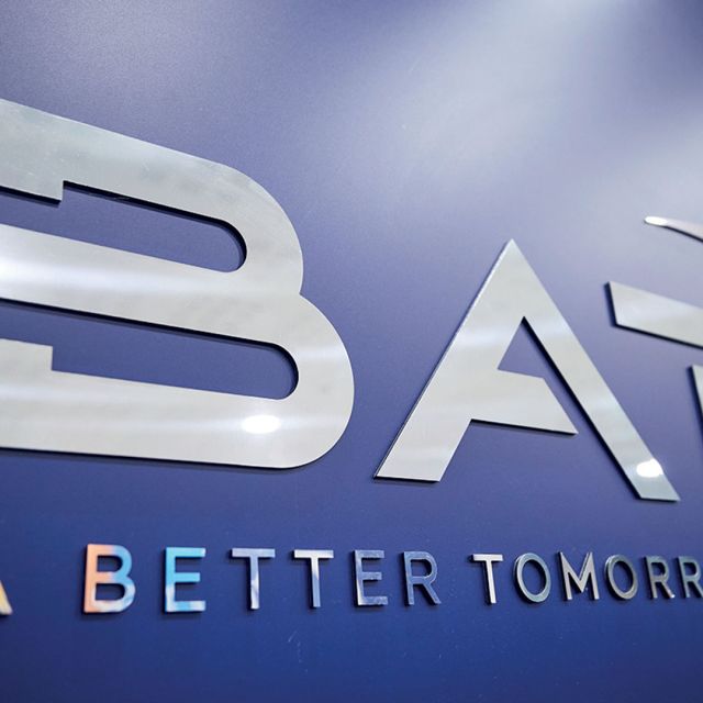 Η BAT Hellas εισάγει ΤΝ για επαλήθευση ηλικίας στο e-shopping